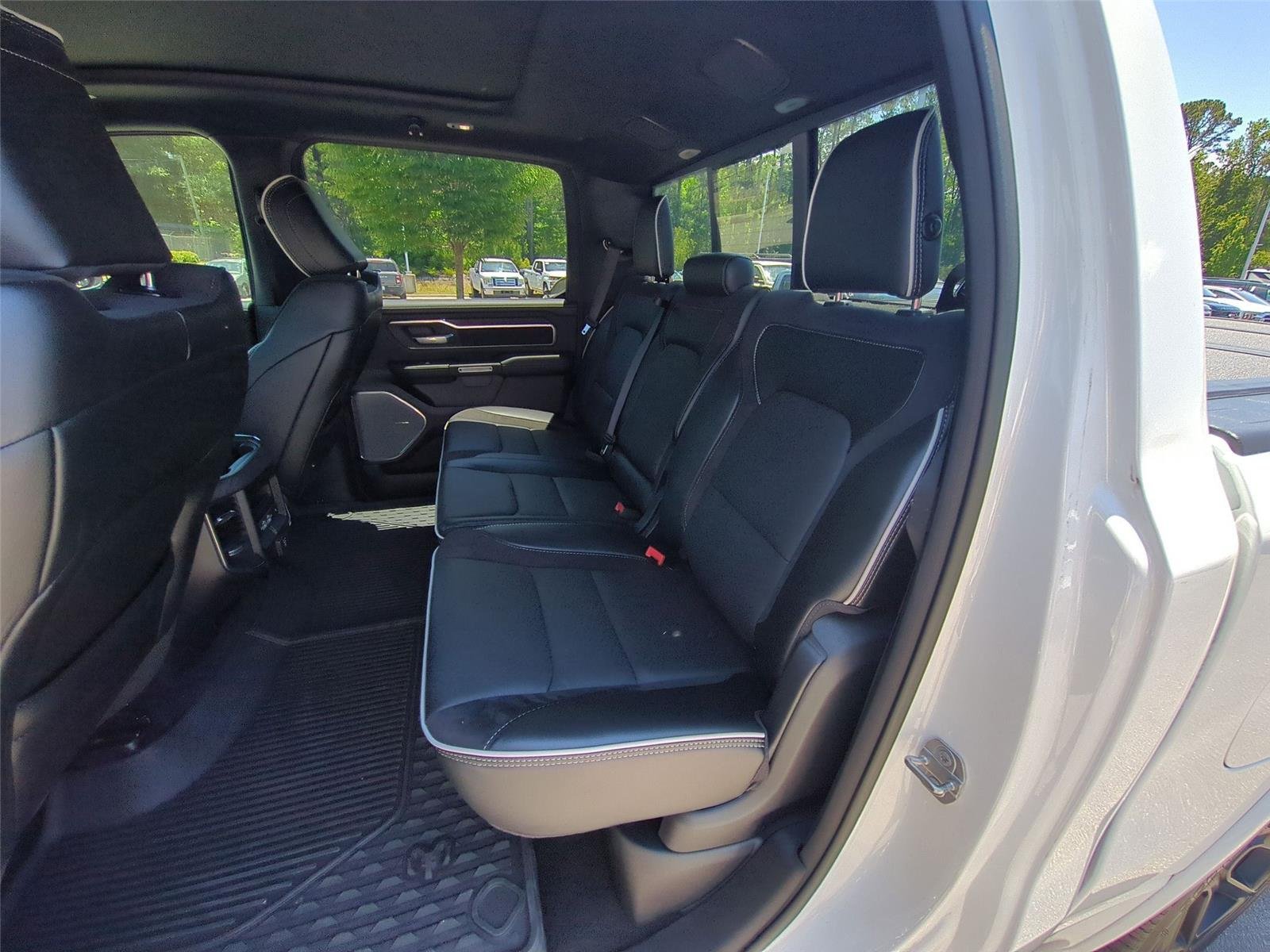 Used 2025 BRIGHT WHITE CLEARCOAT DODGE LARAM image 34