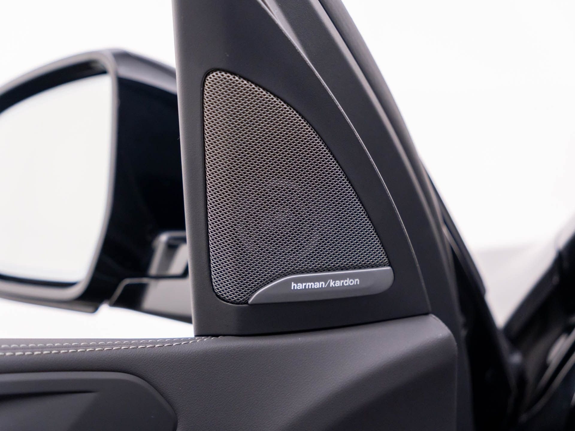 New 2026 Black Sapphire Metallic BMW xDrive50e image 15