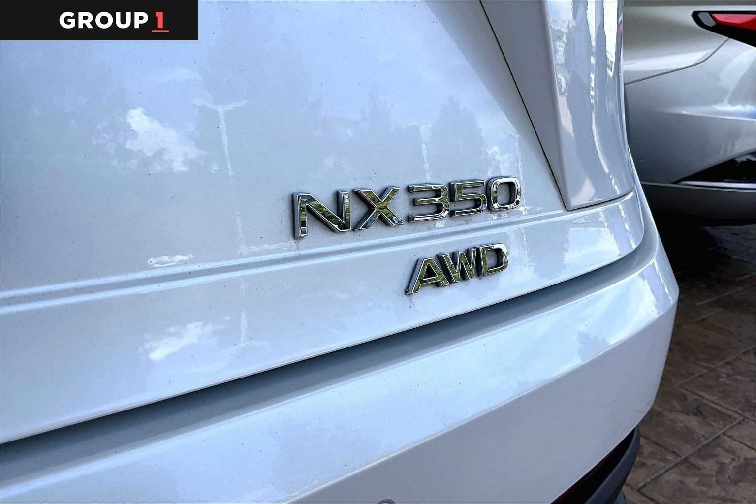 Used 2024 Eminent White Pearl Lexus Premium image 28