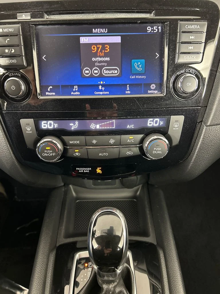 Used 2019 Silver Nissan SV image 14