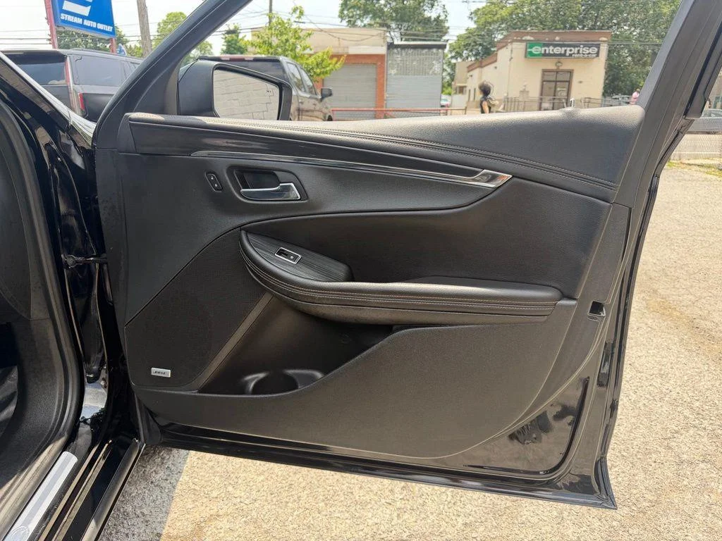 Used 2019 Black Chevrolet Premier image 12