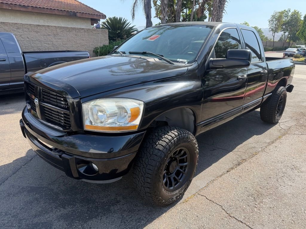 Used 2006 Black Dodge SLT image 5