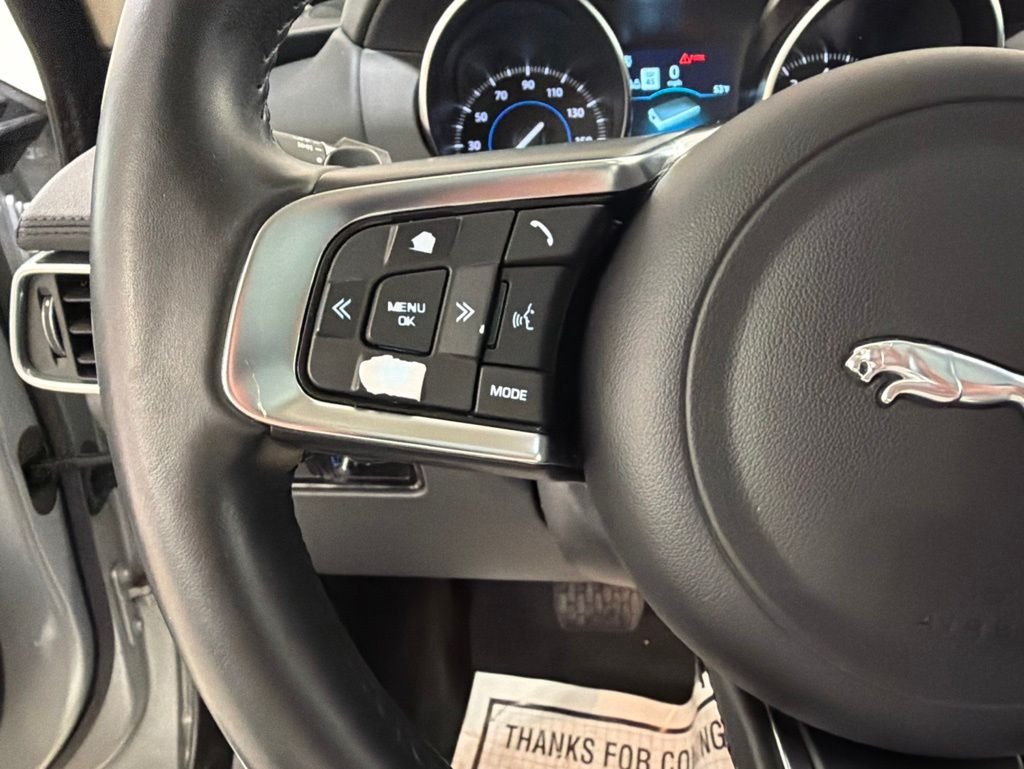 Used 2020 Indus Silver Metallic Jaguar 25t Prestige image 12
