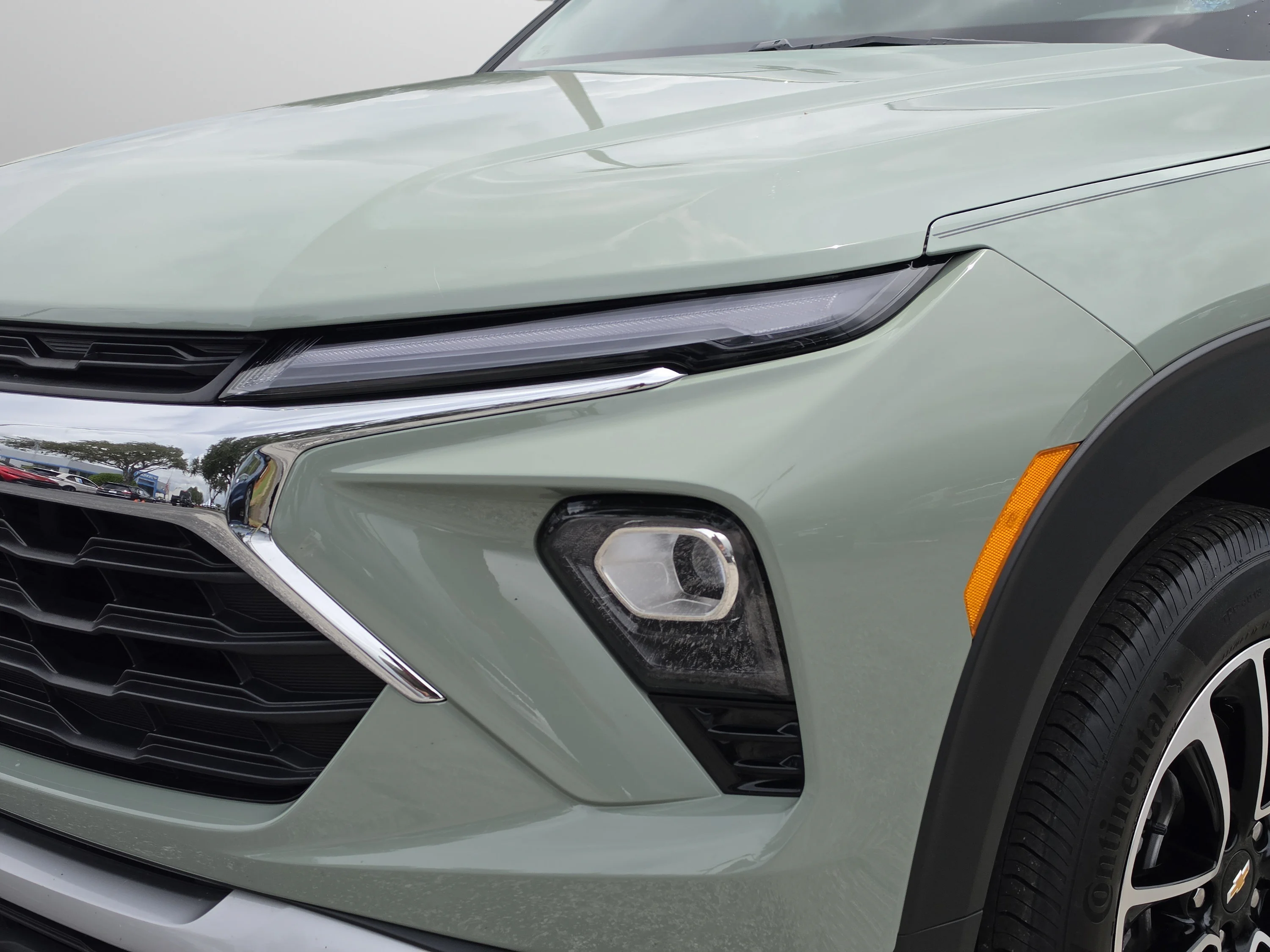 Used 2025 Cacti Green Chevrolet LT image 13