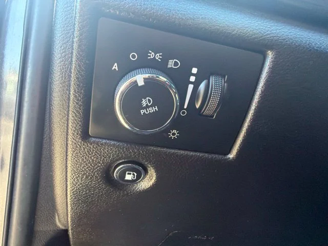 Used 2021 Gray Jeep Laredo E image 15