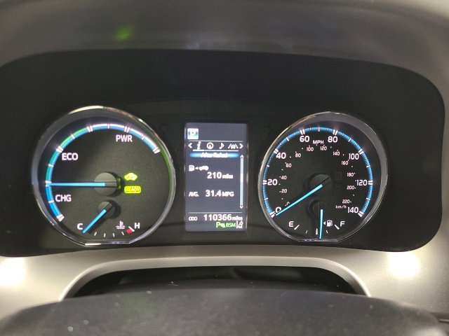Certified Used 2018 Aqua Toyota Hybrid Limited image 27