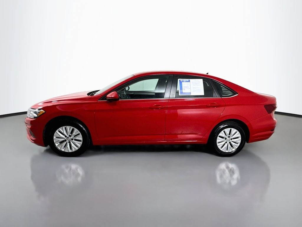 Used 2019 Tornado Red Volkswagen S image 10