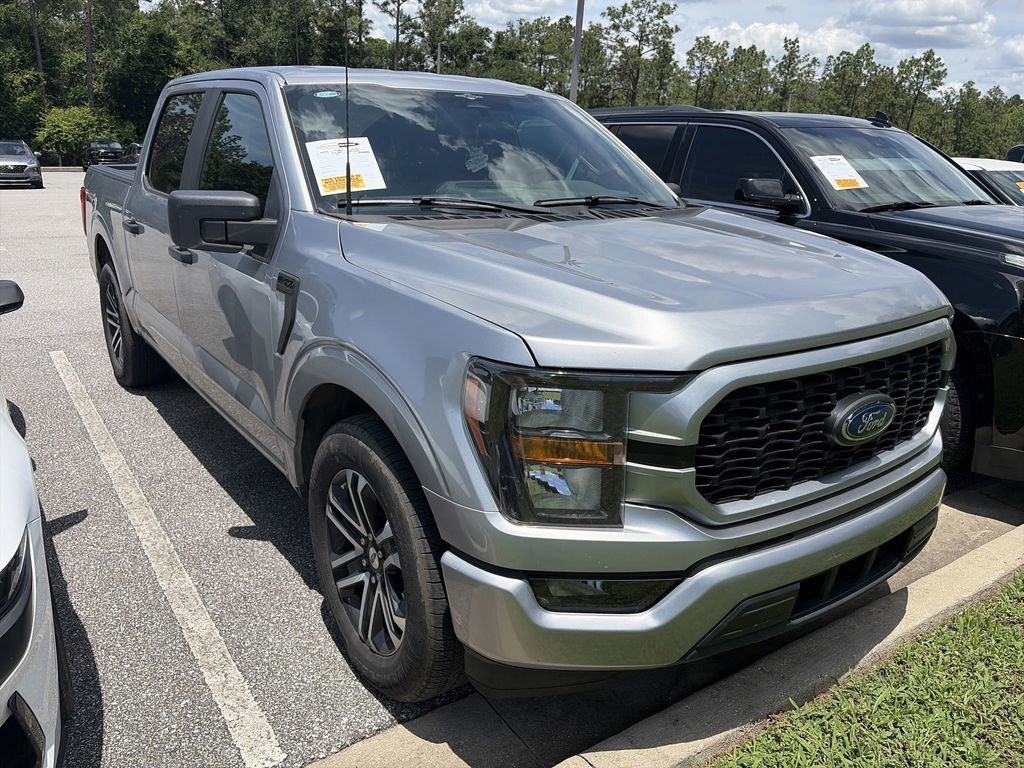Used 2023  Ford XL image 2