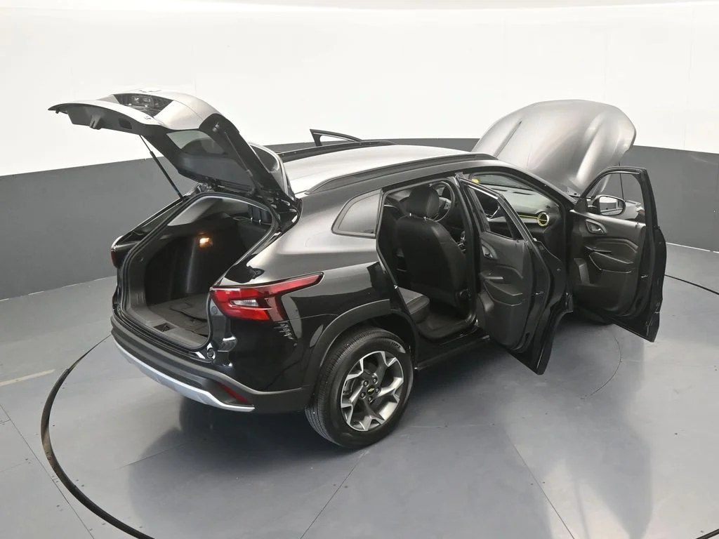 Used 2025 Mosaic Black Metallic Chevrolet LT image 64