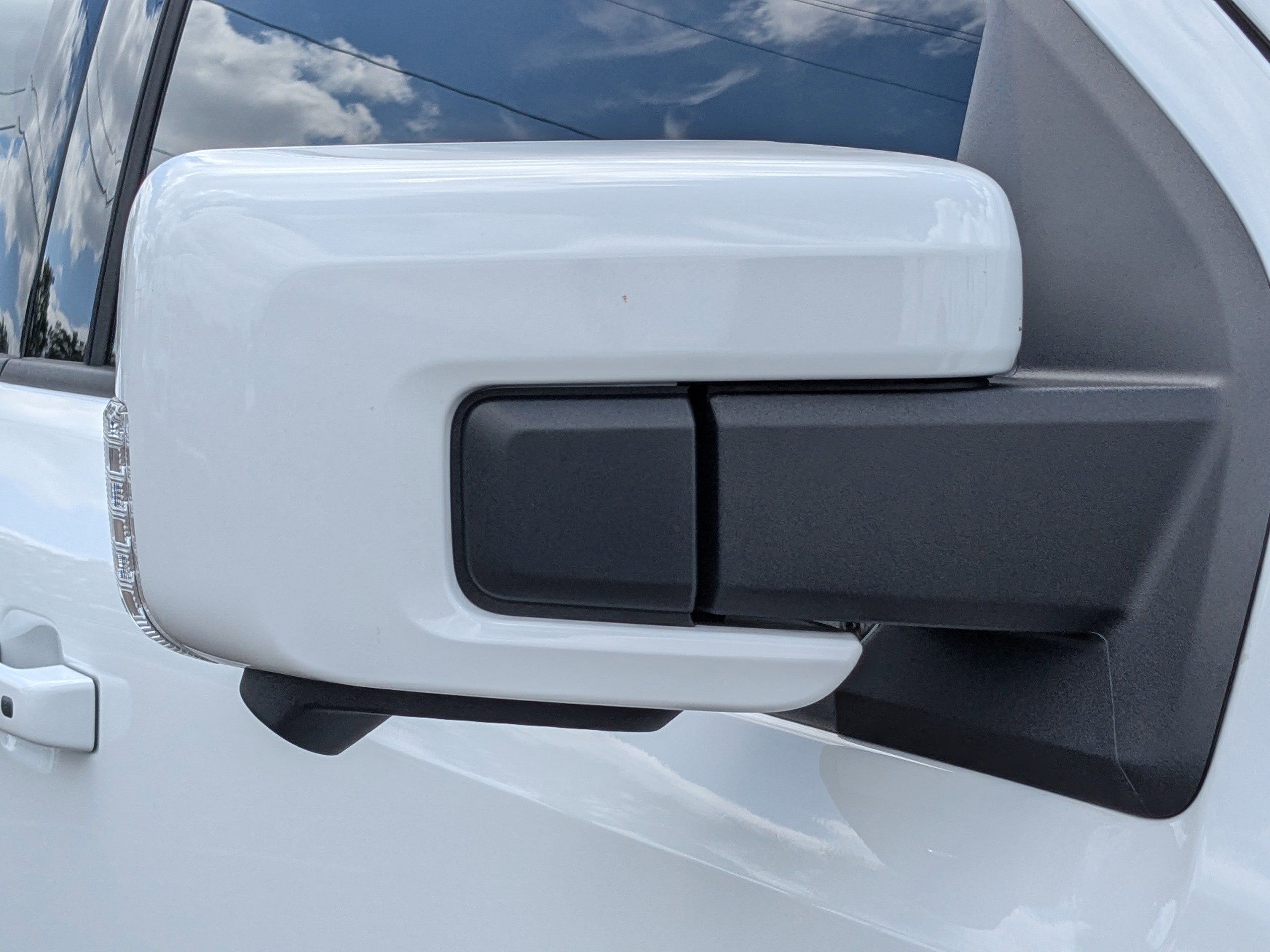 2025 Ford F-150 Raptor - Photo 11