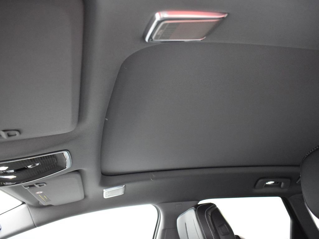 2026 CADILLAC OPTIQ - Image 29