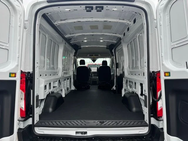 New 2026 Oxford White Ford Base image 19