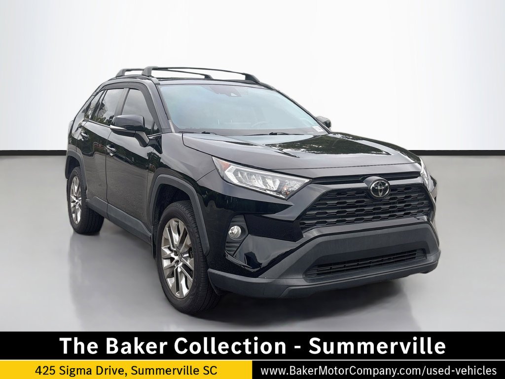 Used 2021 Black Toyota XLE Premium image 1