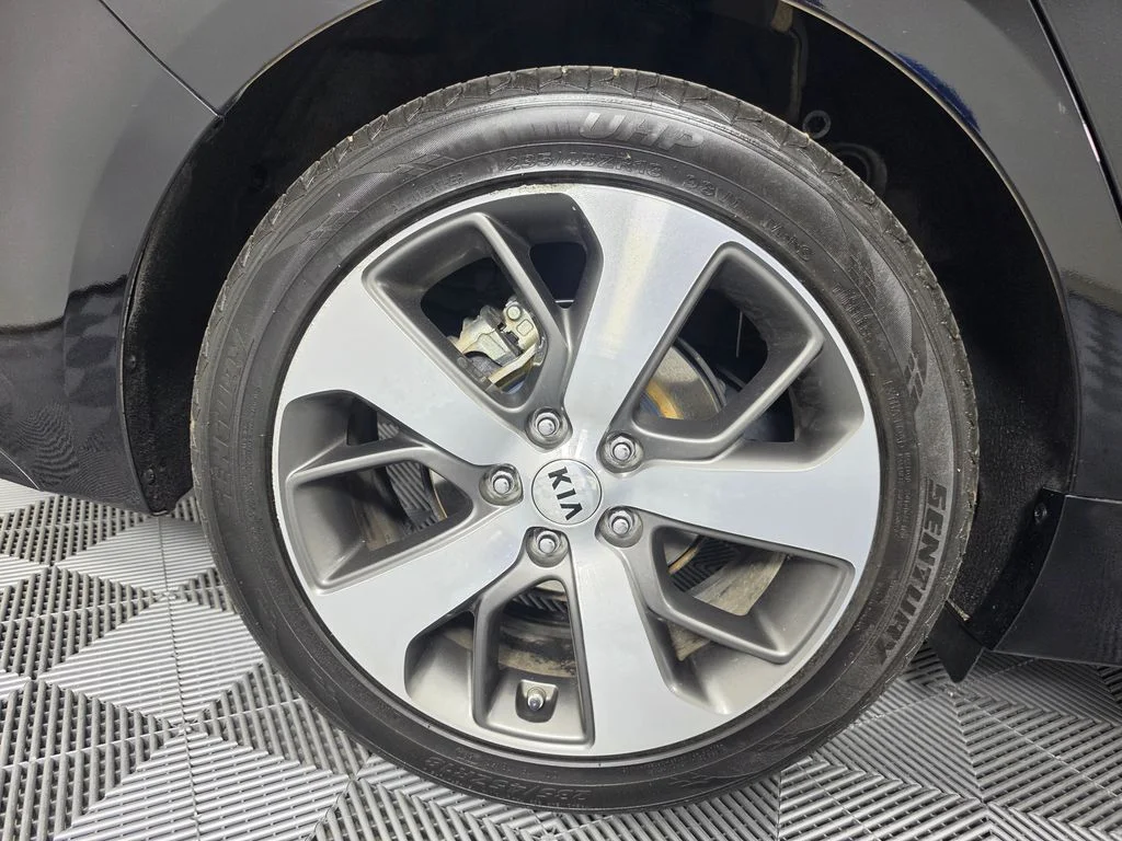 Certified Used 2020 Black Kia S image 27