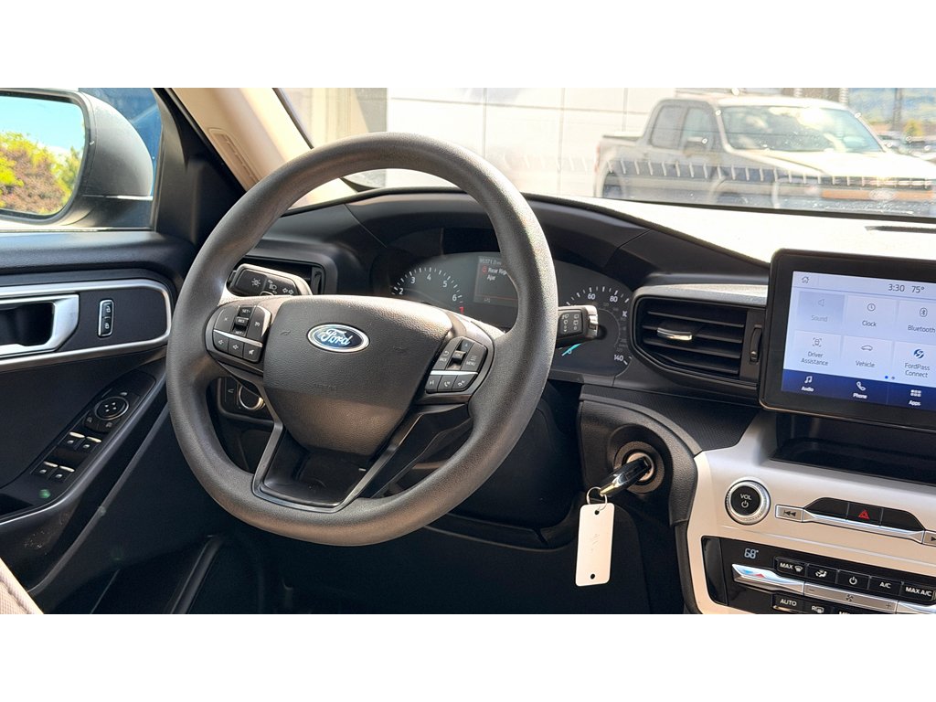 Used 2020 Blue Metallic Ford Base image 16