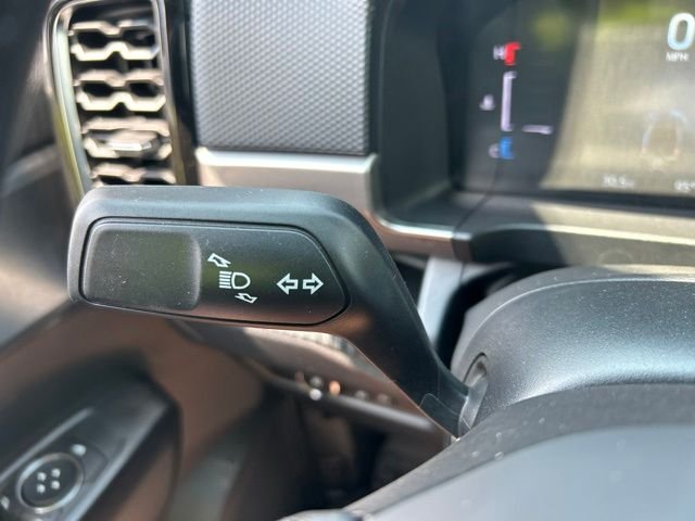 New 2026 Carbonized Gray Metallic Ford XLT image 26