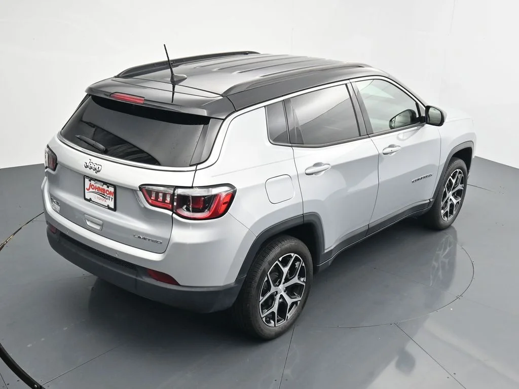 Used 2024 Silver Jeep Limited image 30