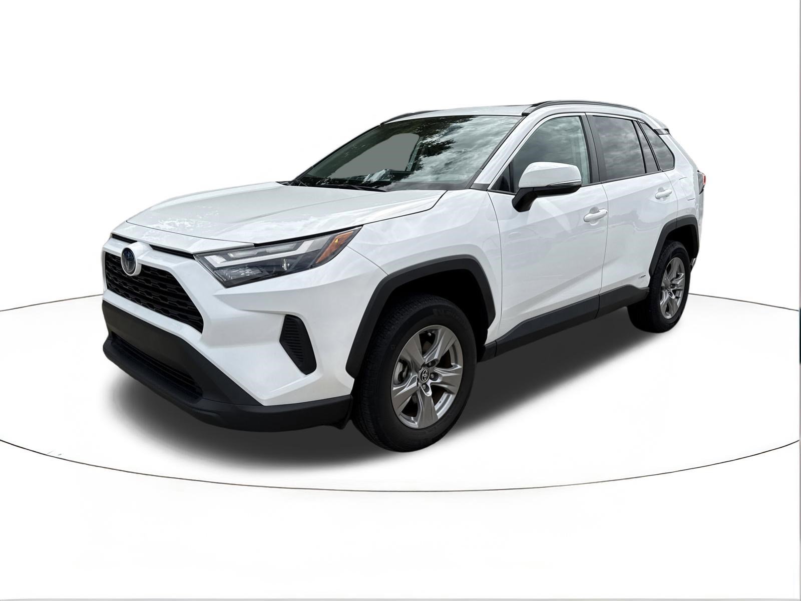 2023 Toyota RAV4 XLE - Photo 7