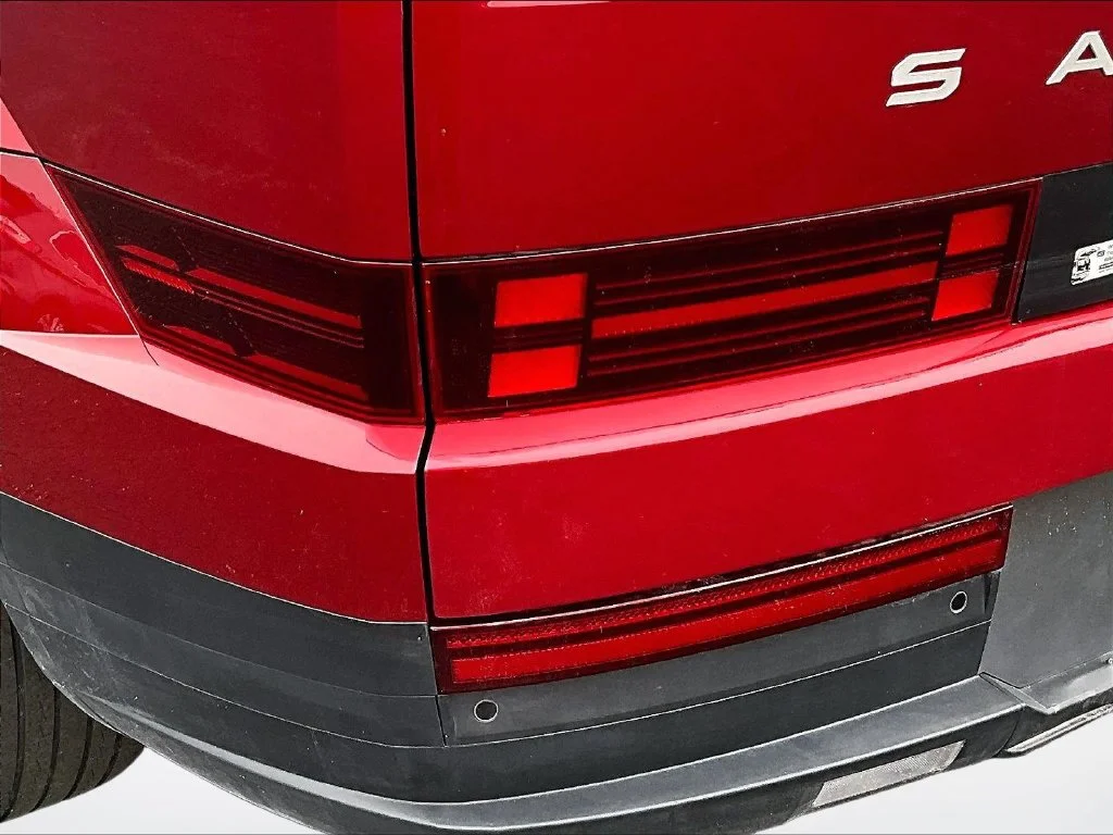 Used 2025 Red Hyundai SEL image 29