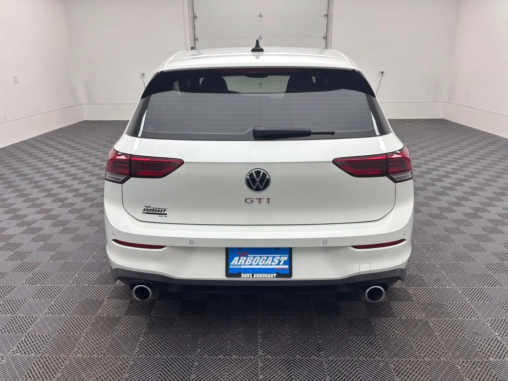 Used 2022 White Volkswagen 2.0T SE image 9
