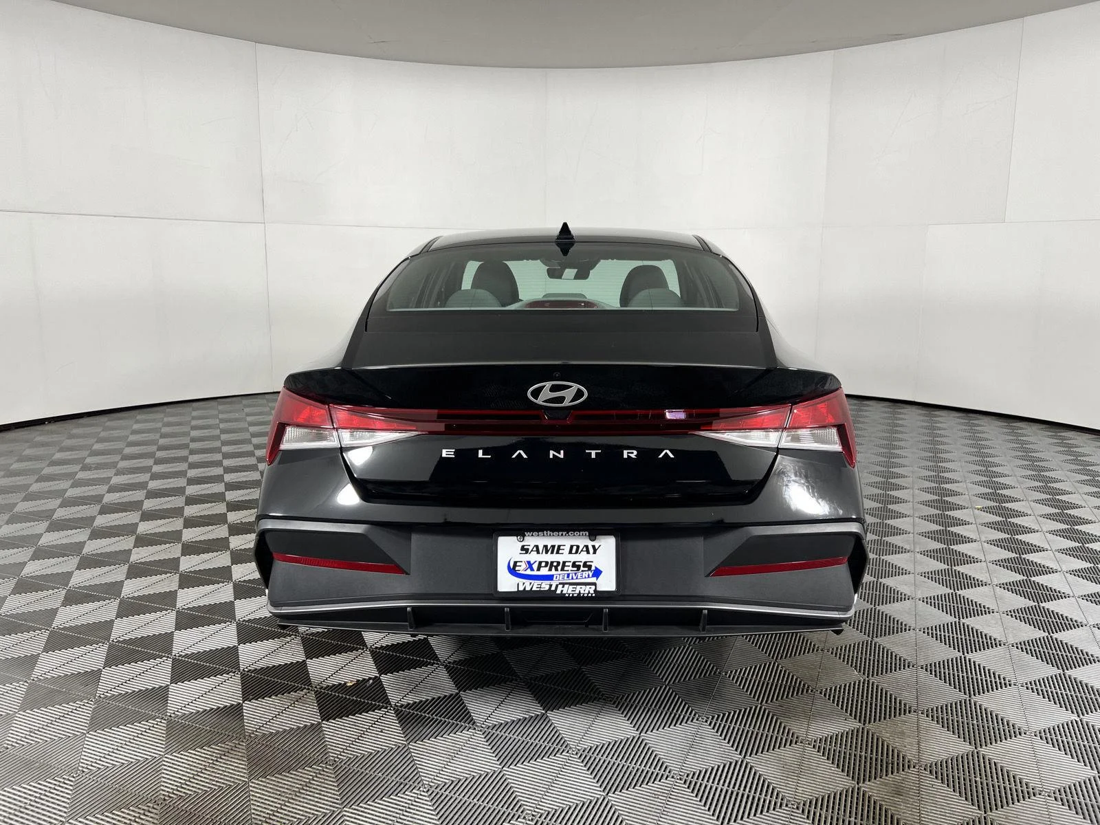 Used 2024 Bk Hyundai SE image 22