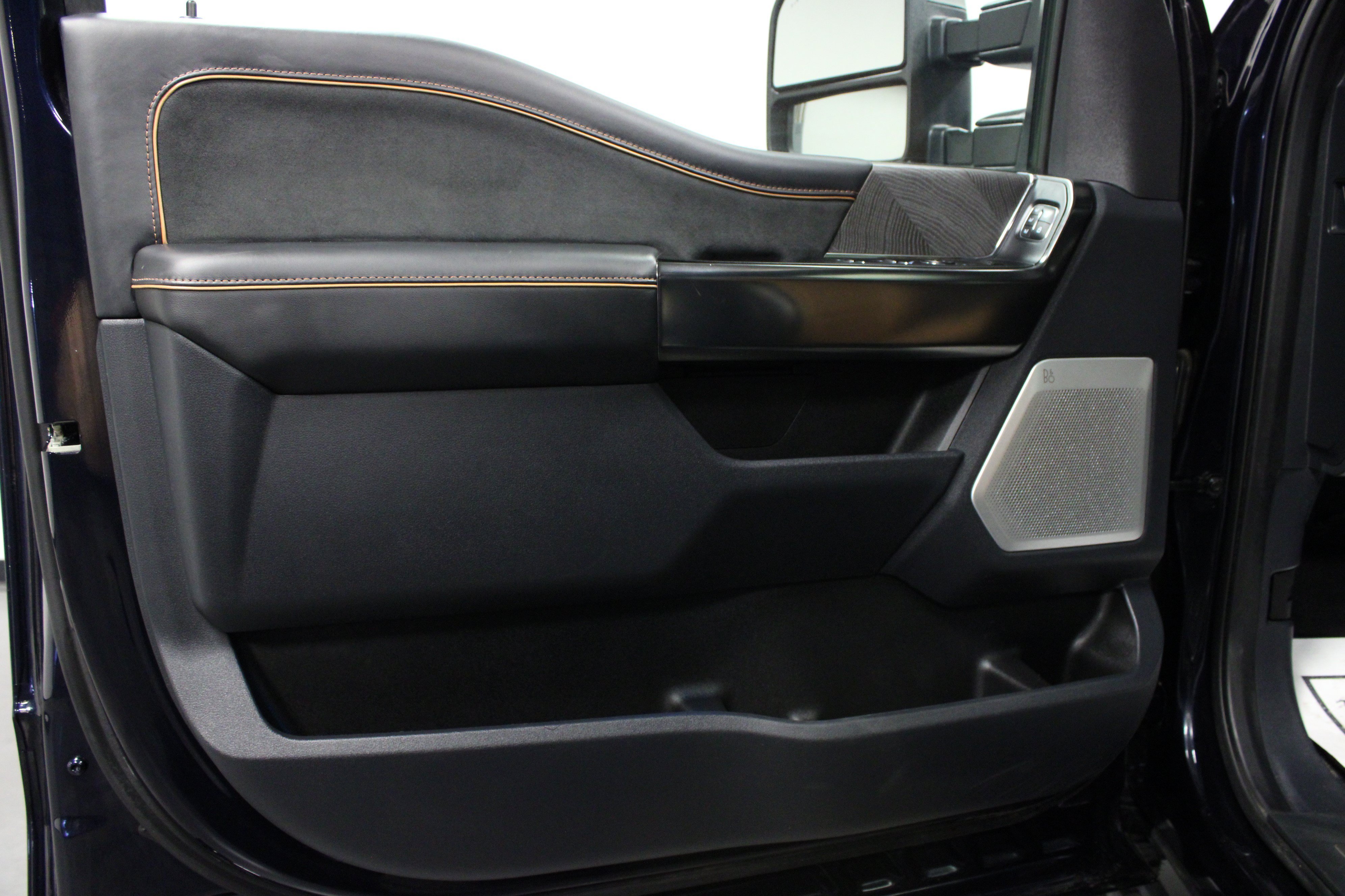 Used 2023 Antimatter Blue Metallic Ford Platinum image 11