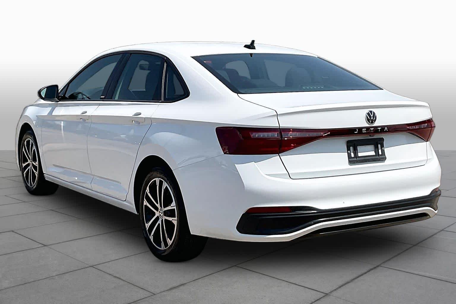 Used 2025 Pure White Volkswagen Sport image 11