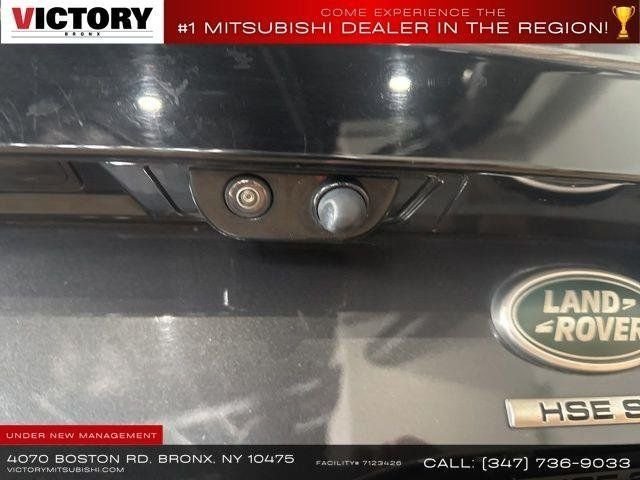 Used 2018 Gray Land Rover HSE image 25