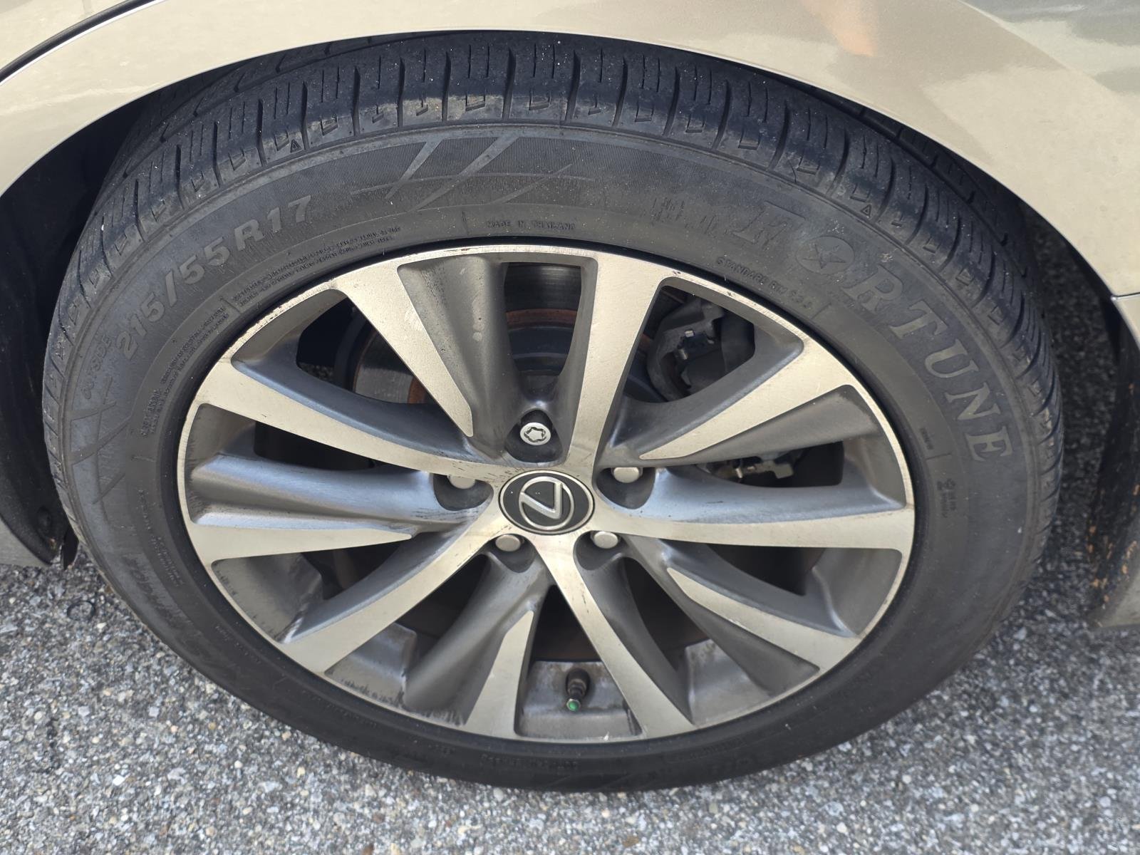 Used 2019 Silver Lexus 350 image 15