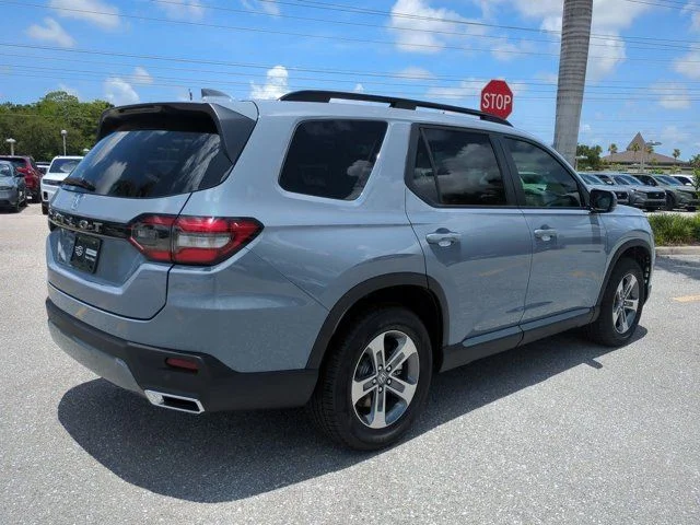 New 2026 Sonic Gray Pearl Honda EX-L image 3