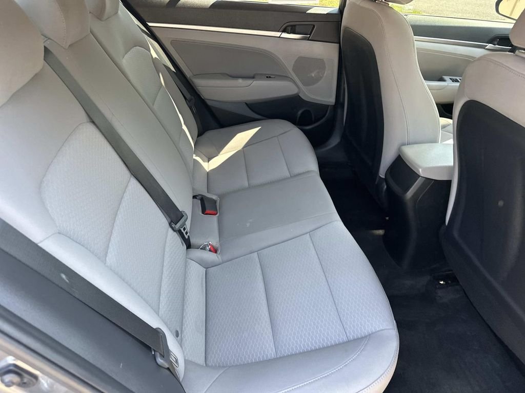 Used 2019 Gray Hyundai SEL image 15