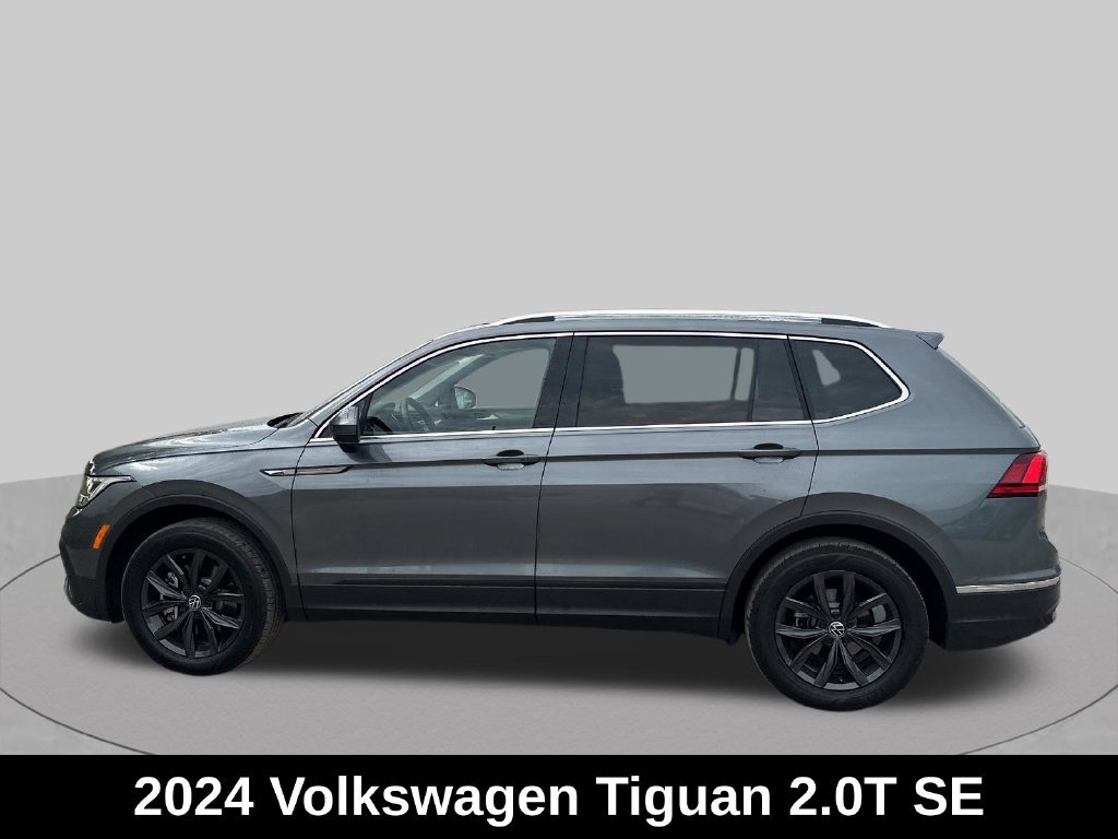 Used 2024  Volkswagen 2.0T SE image 2