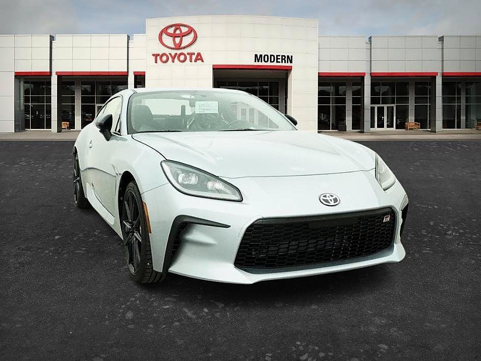 Used 2026 Steel Toyota Premium image 13