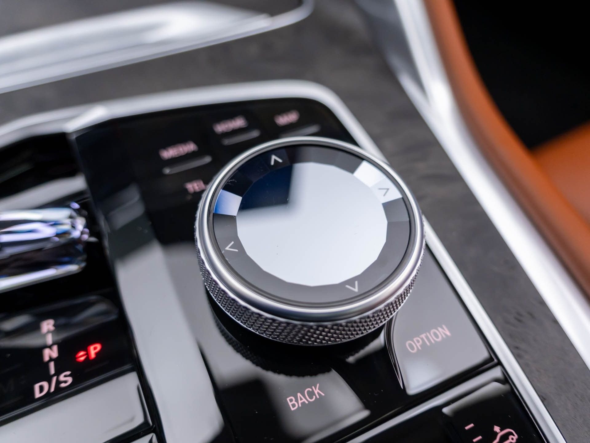 New 2027 Black Sapphire Metallic BMW xDrive40i image 29