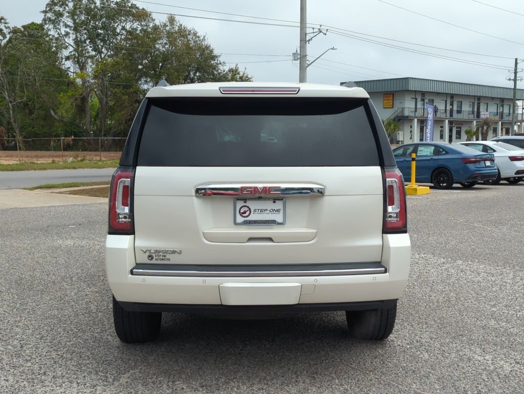 Used 2015 White GMC Denali image 6