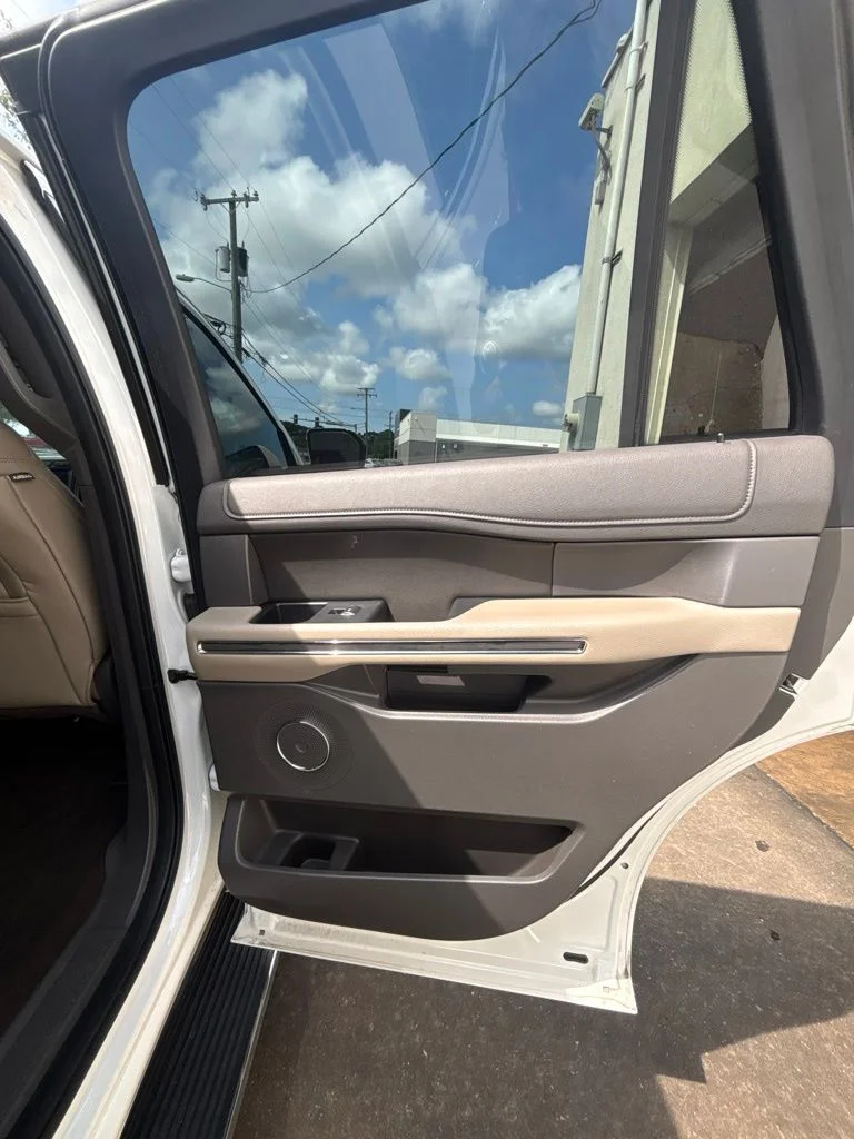 Used 2020 White Ford XLT image 23