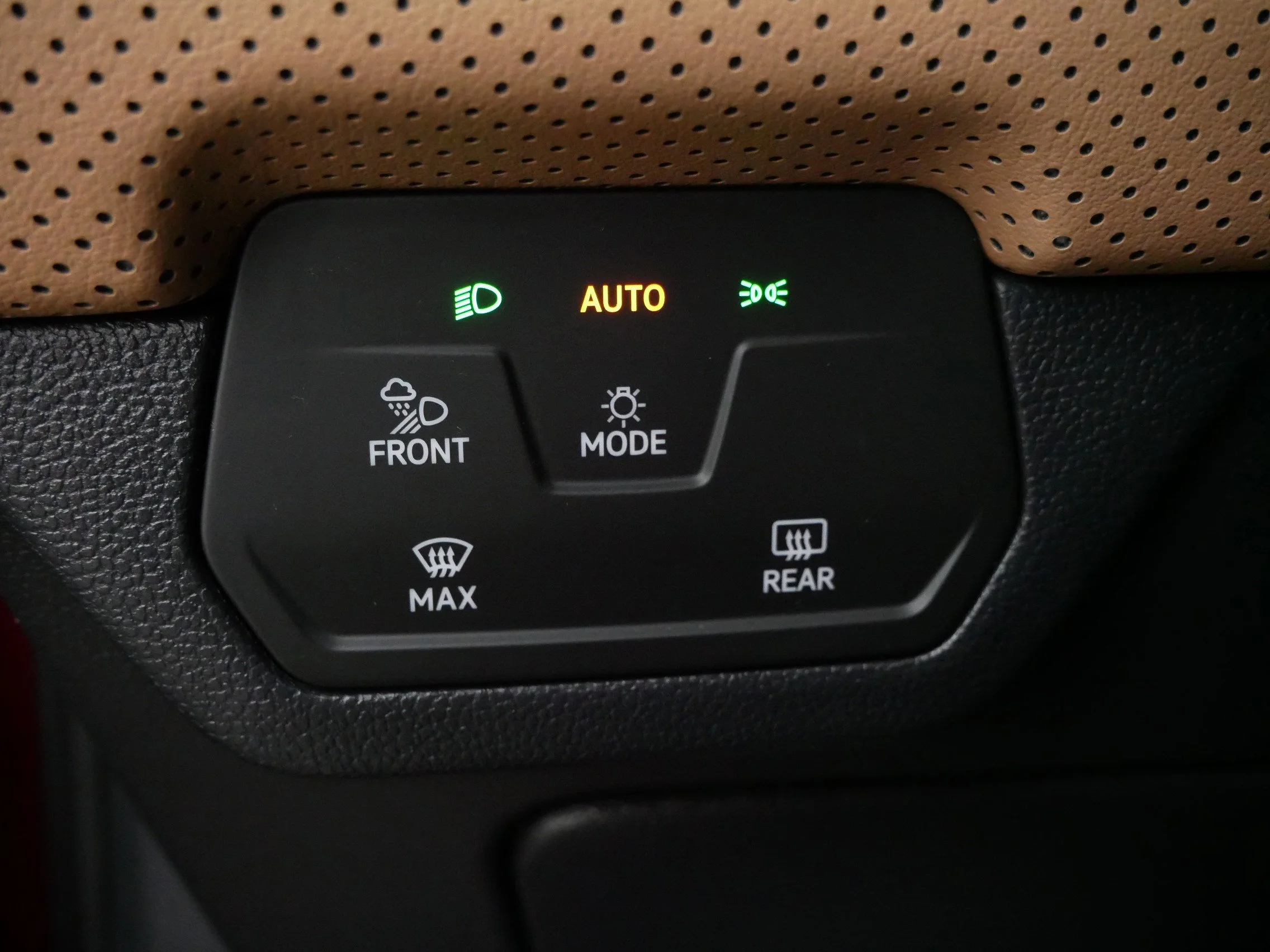 2025 Volkswagen Atlas Cross Sport SEL R-LINE - Photo 29
