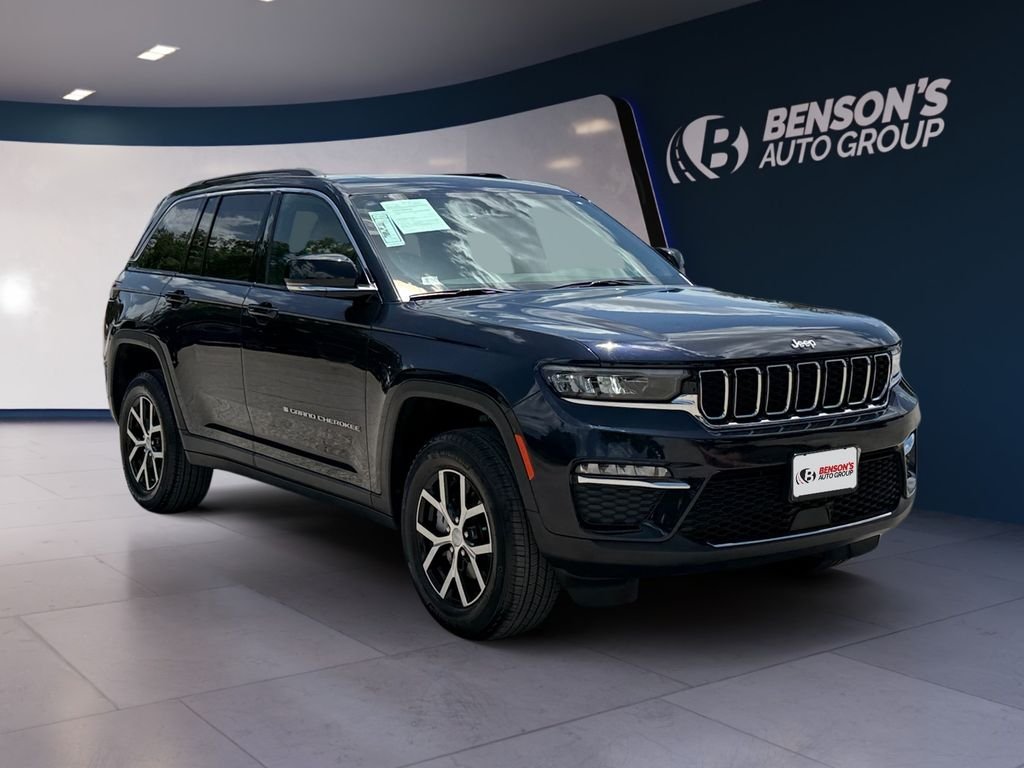 Used 2024 Black Jeep Limited image 7