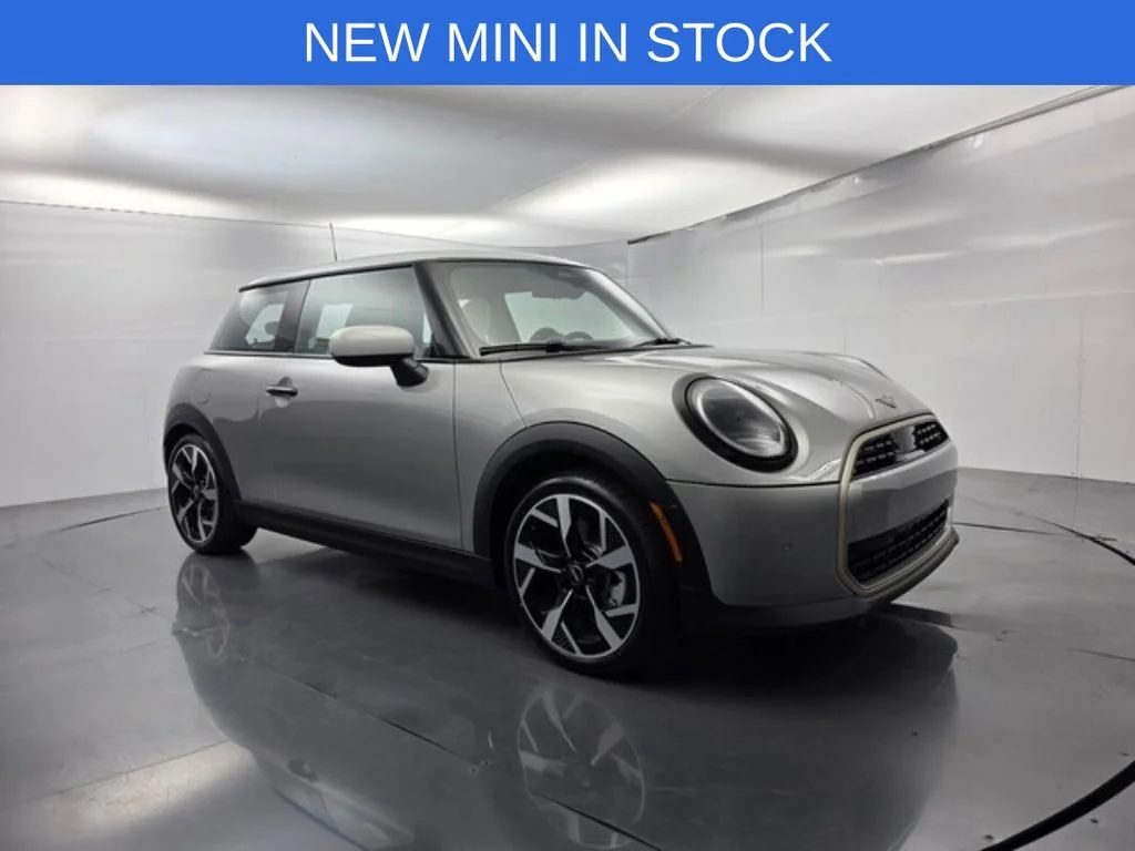 2026 MINI Hardtop 2 Door - Photo 17