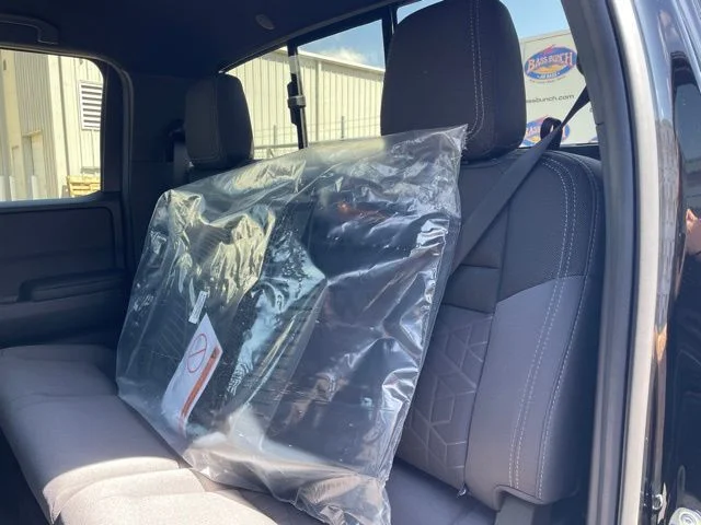 2026 Nissan Frontier SV - Photo 9