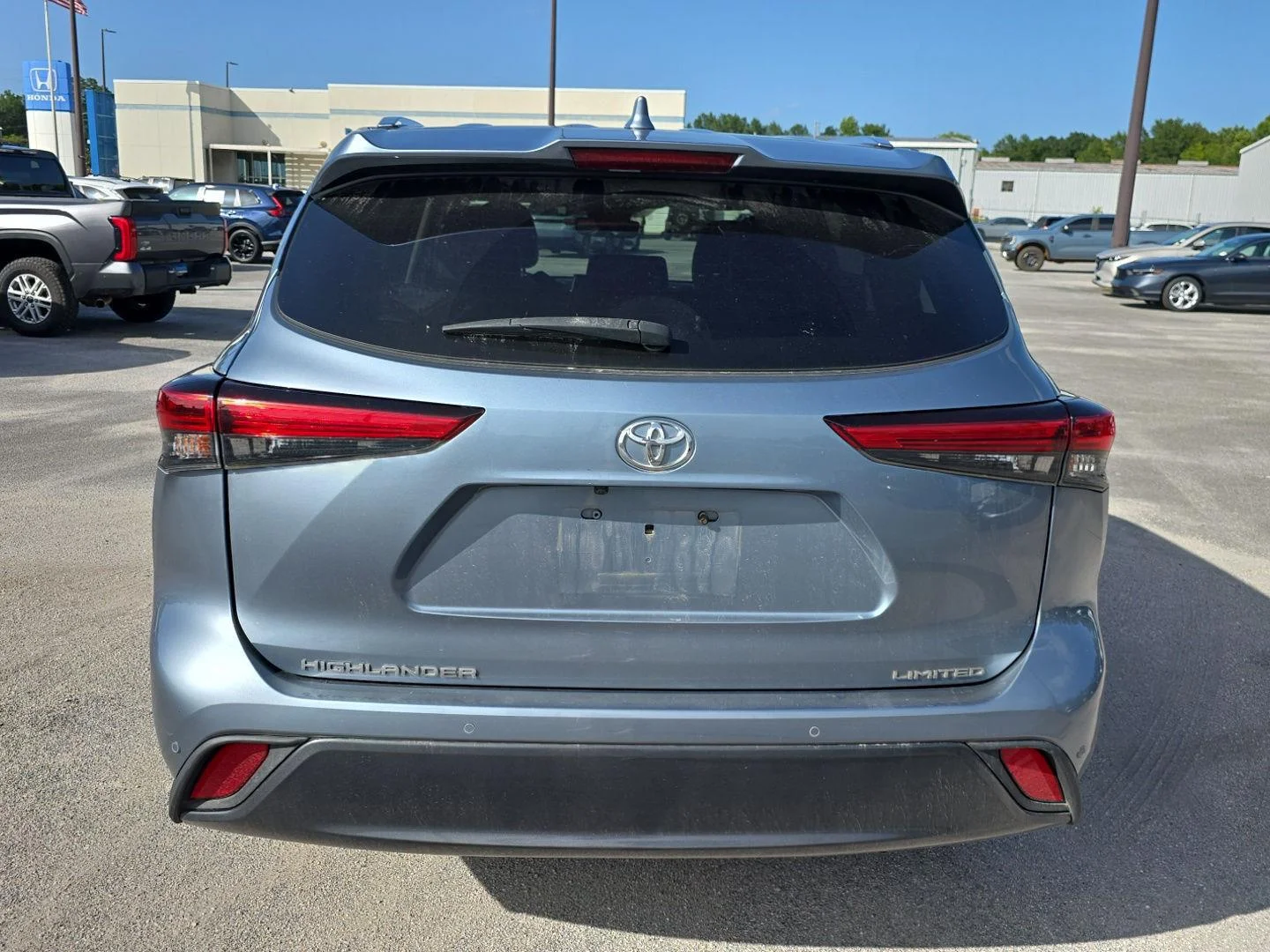 Used 2021 Moondust Toyota Platinum image 4