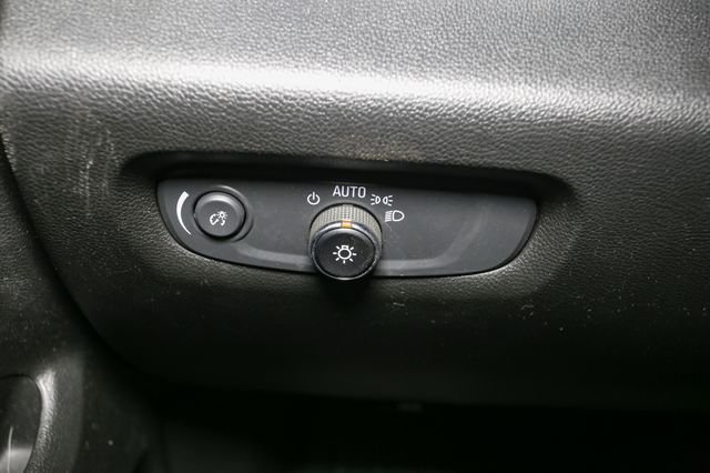 Used 2023 Blue Chevrolet LT image 37