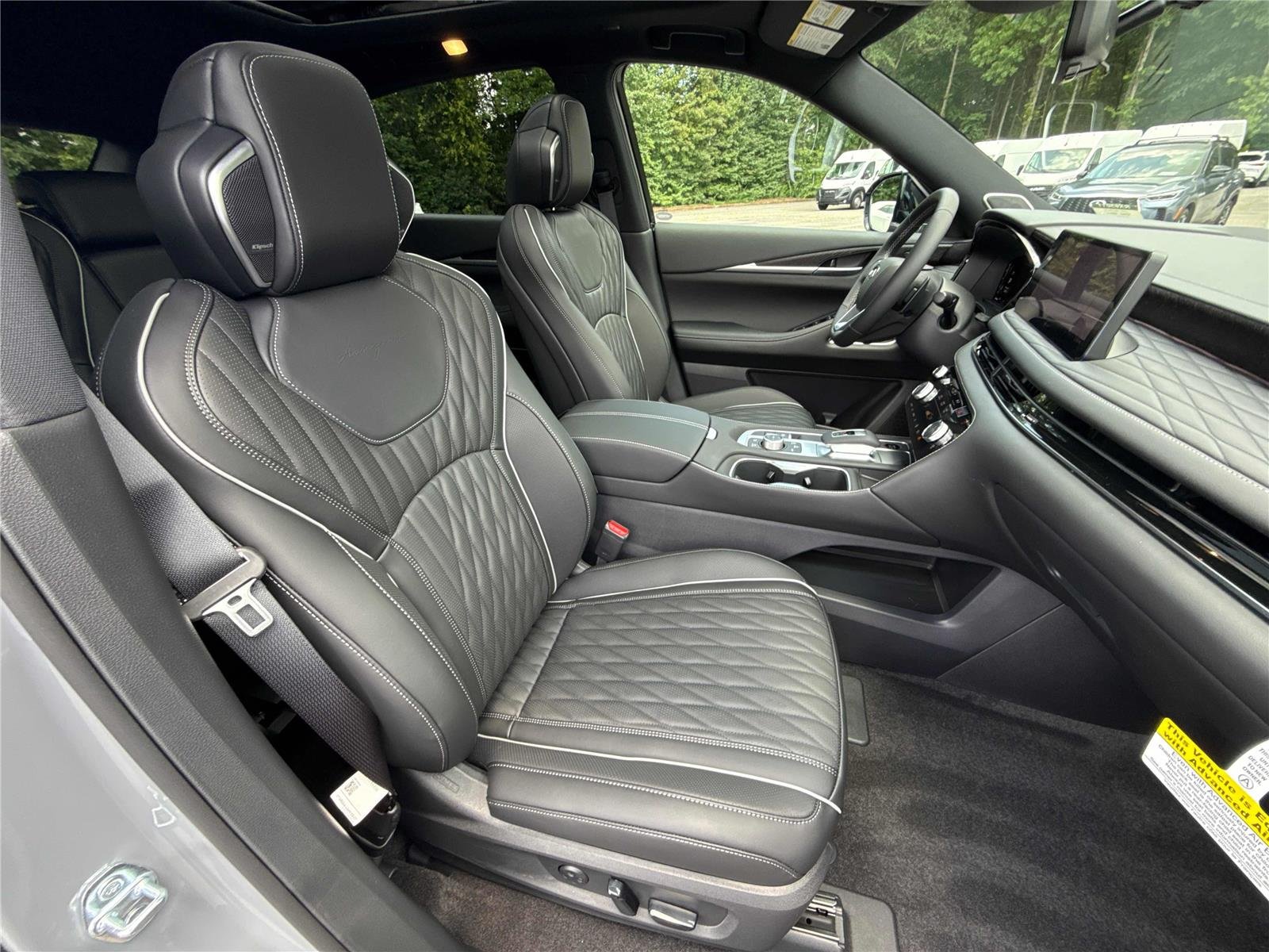 New 2027 2T HRBR GRAY INFINITI Autograph AWD image 26