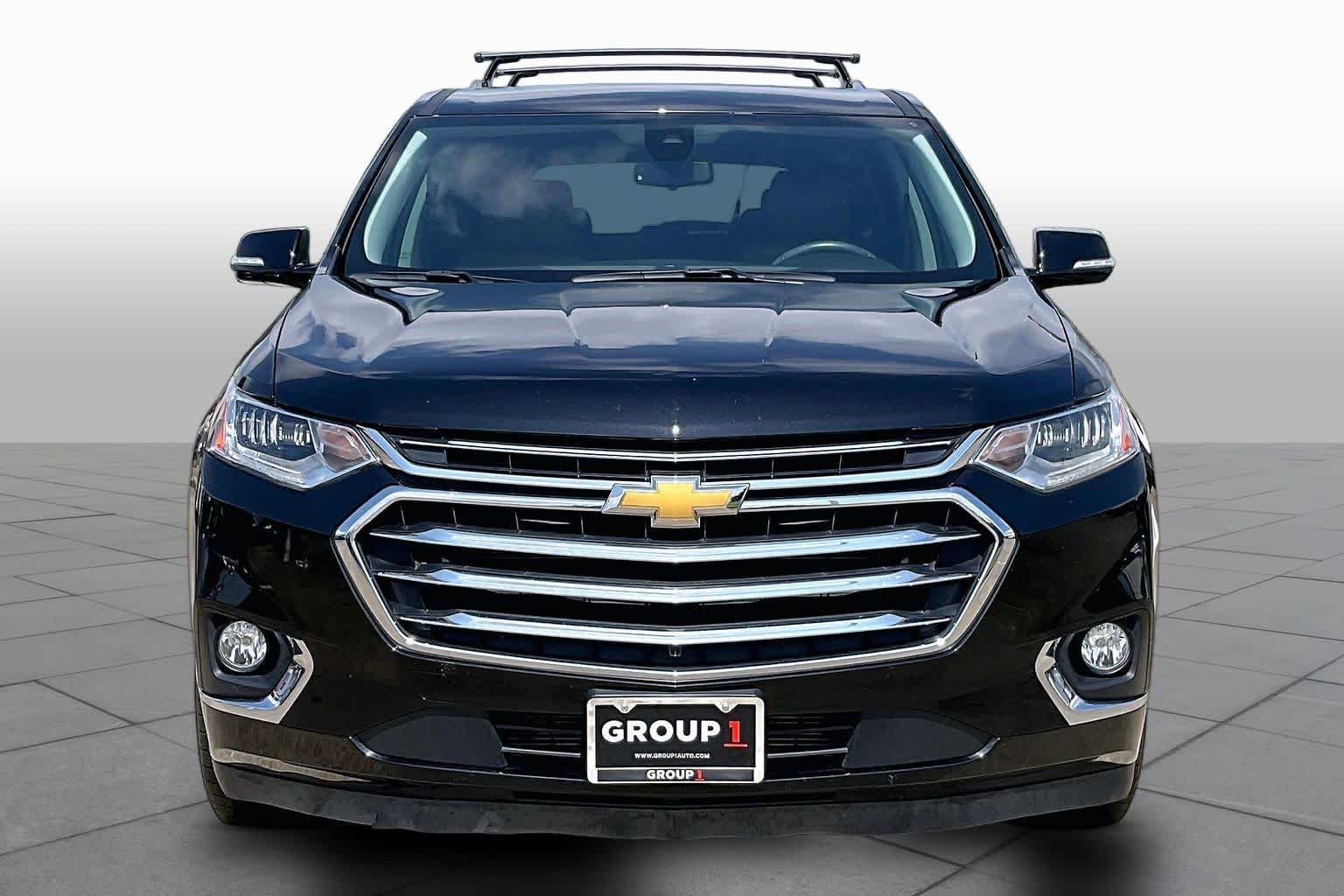 Used 2018 Mosaic Black Metallic Chevrolet High Country image 4