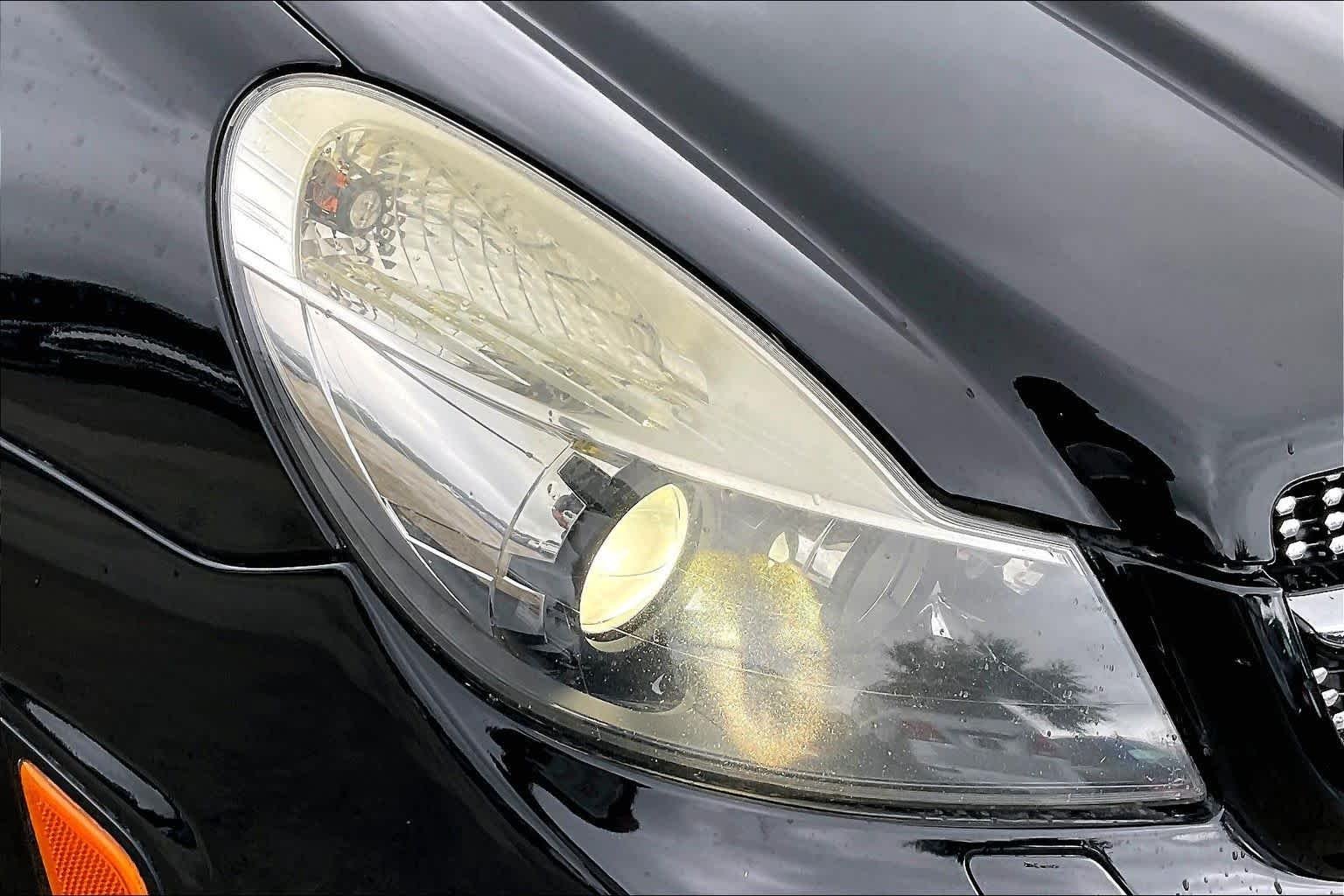 Used 2009 Iridium Silver Metallic Mercedes-Benz AMG® image 22