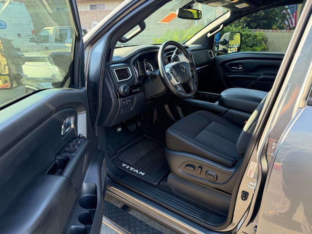 Used 2018 Gray Nissan SV image 25