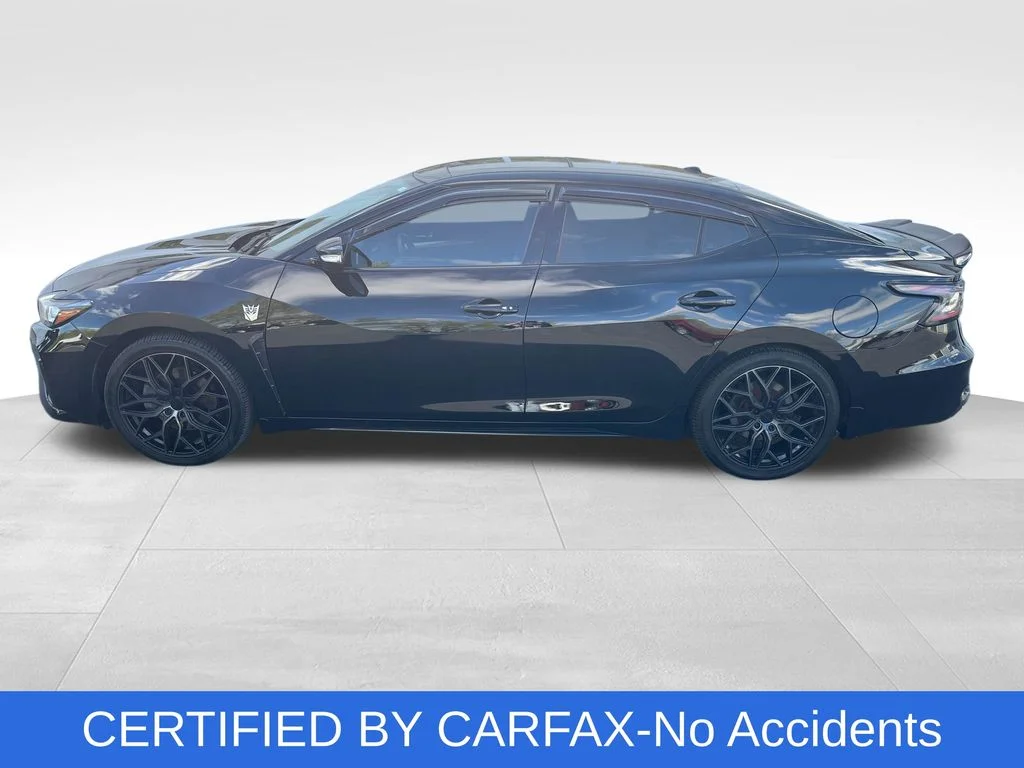 Used 2020 Nissan Maxima Platinum with VIN 1N4AA6FV3LC381777 for sale in Northfield, Minnesota