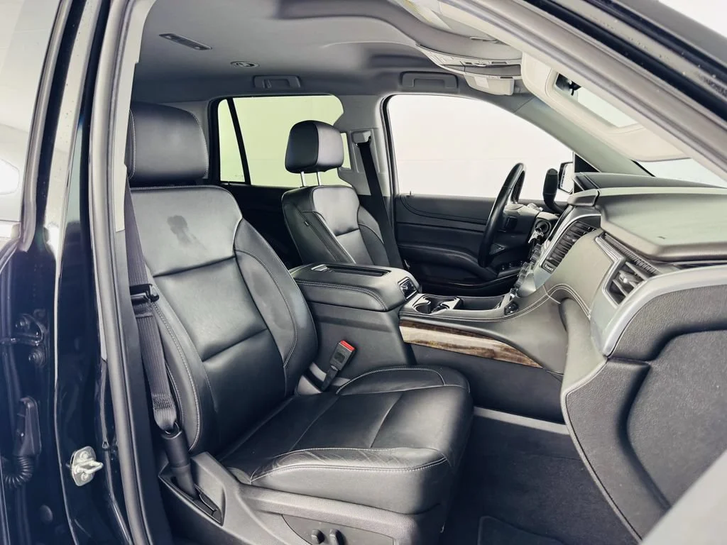 Used 2020 BLACK Chevrolet LT image 31