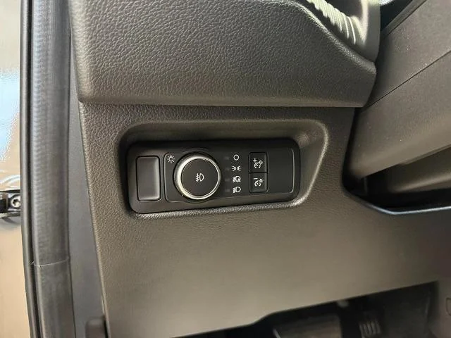New 2025 Marsh Gray Ford XLT image 41