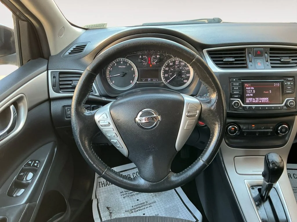 Used 2015 Gray Nissan SV image 12